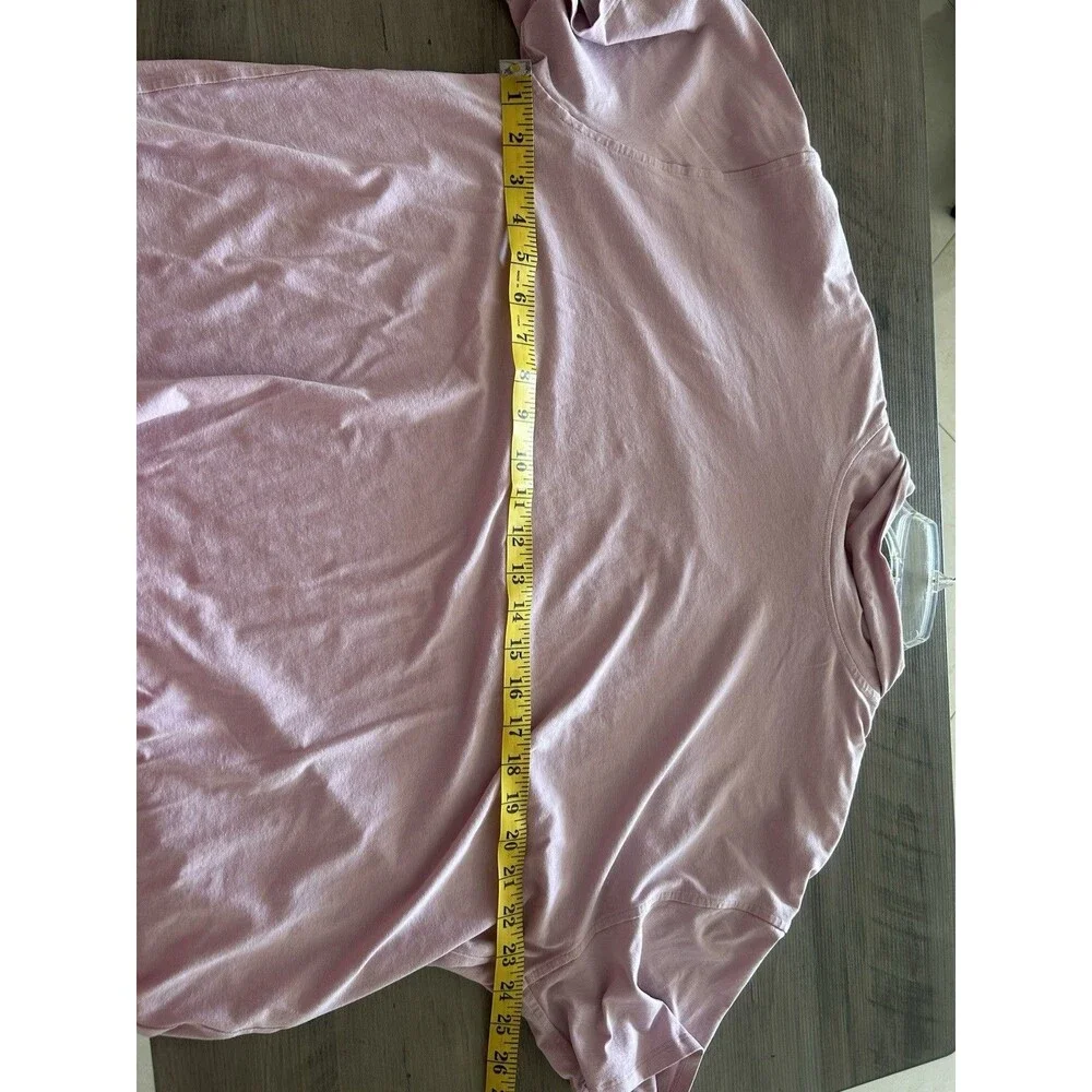Lululemon Short Sleeve Turtleneck  Pink T-Shirt Size